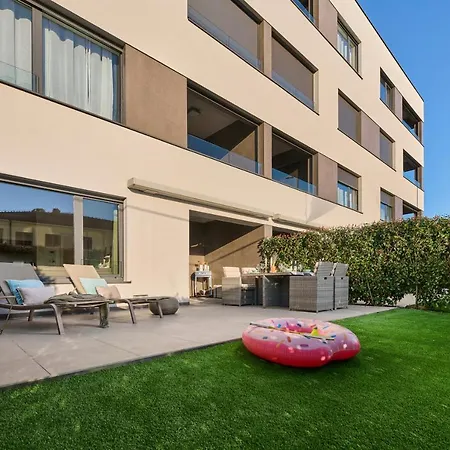 Διαμέρισμα Spada Brand New With Garden 3 Min From Beach! Πόρετς