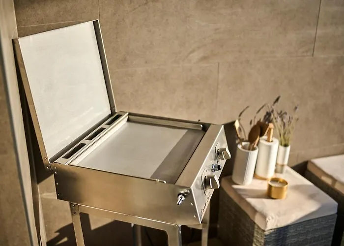 Lägenhet Spada Brand New With Garden 3 Min From Beach!