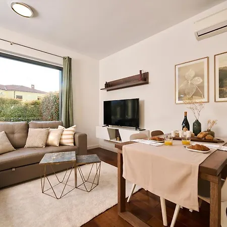 Spada Brand New With Garden 3 Min From Beach! *