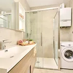 Spada Brand New With Garden 3 Min From Beach! * ポレッチ